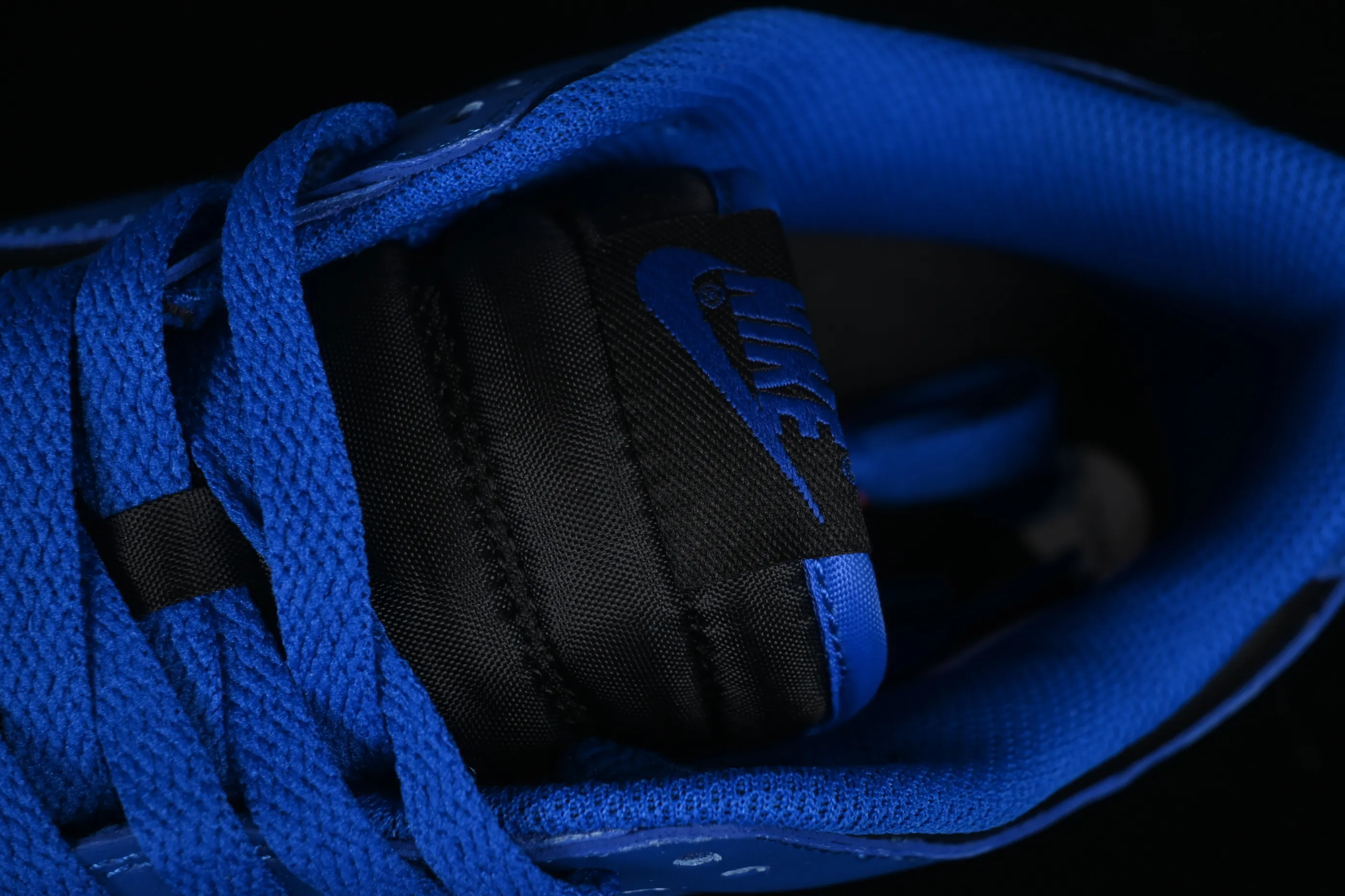 All categories Nk SB Dunk Series Nk SB Dunk Low low-top sneakers Nk SB Dunk Low black and blue color low-top casual sports skateboard shoes CW1590-001